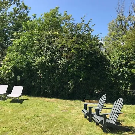 Holiday home Maison Independante - 5 Minutes De La Mer